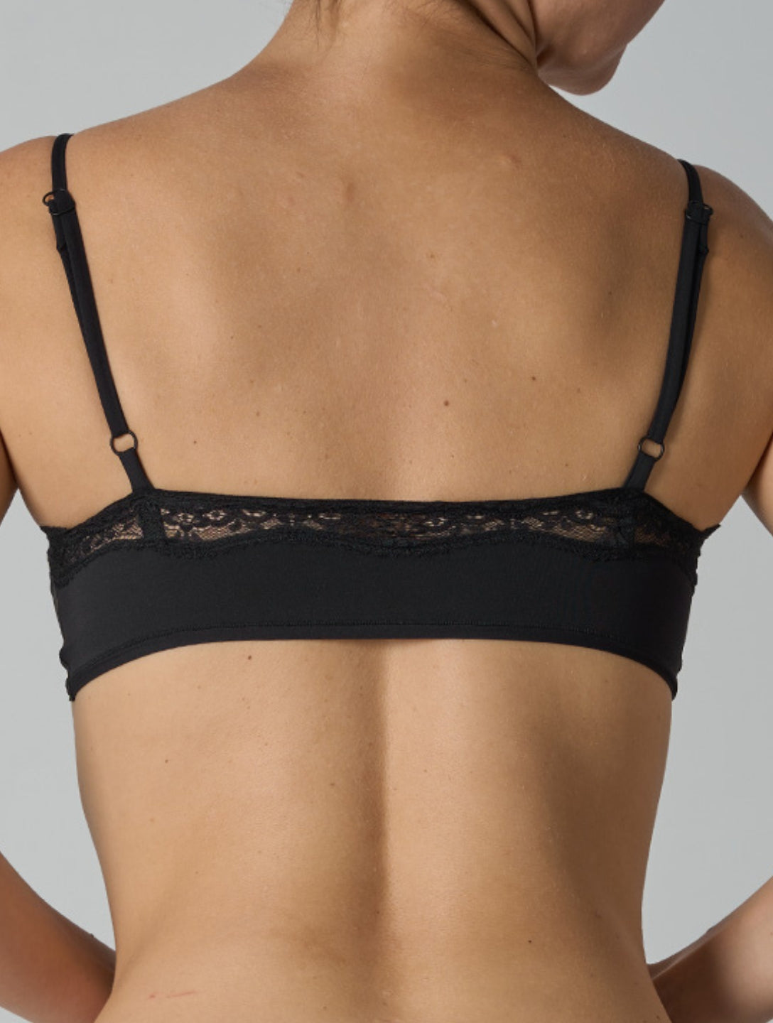 The Smooth Lace Bralette - HeyShape